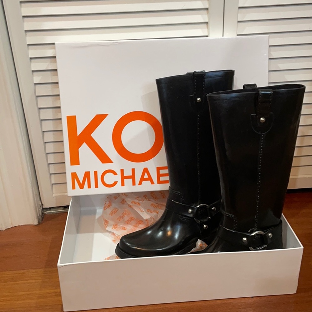 Michael Kors Rainboots
